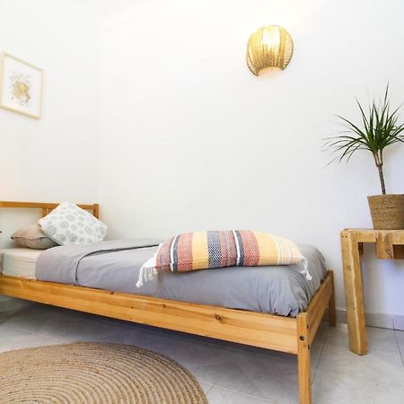 Bura Surfhouse Hostel Lagos Kültér fotó