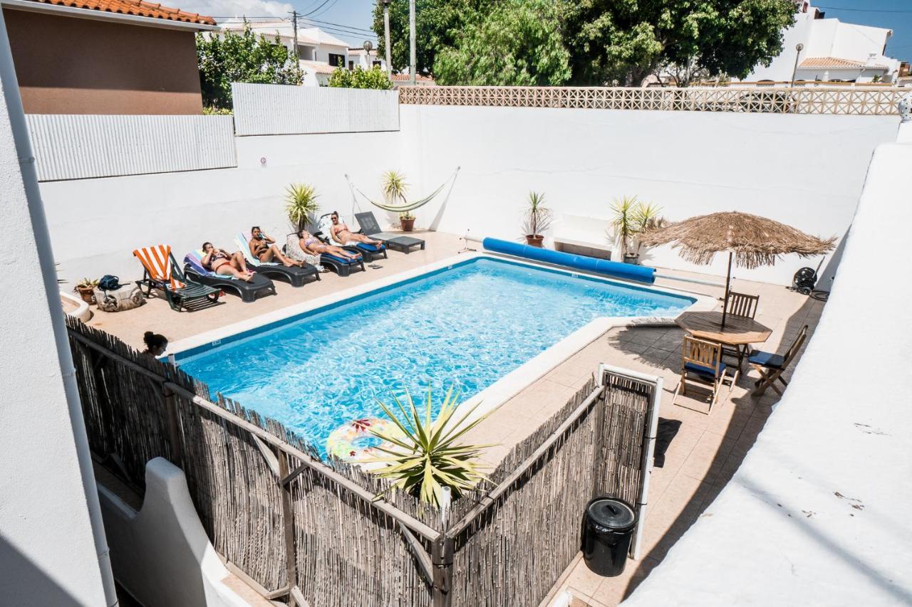 Bura Surfhouse Hostel Lagos Kültér fotó