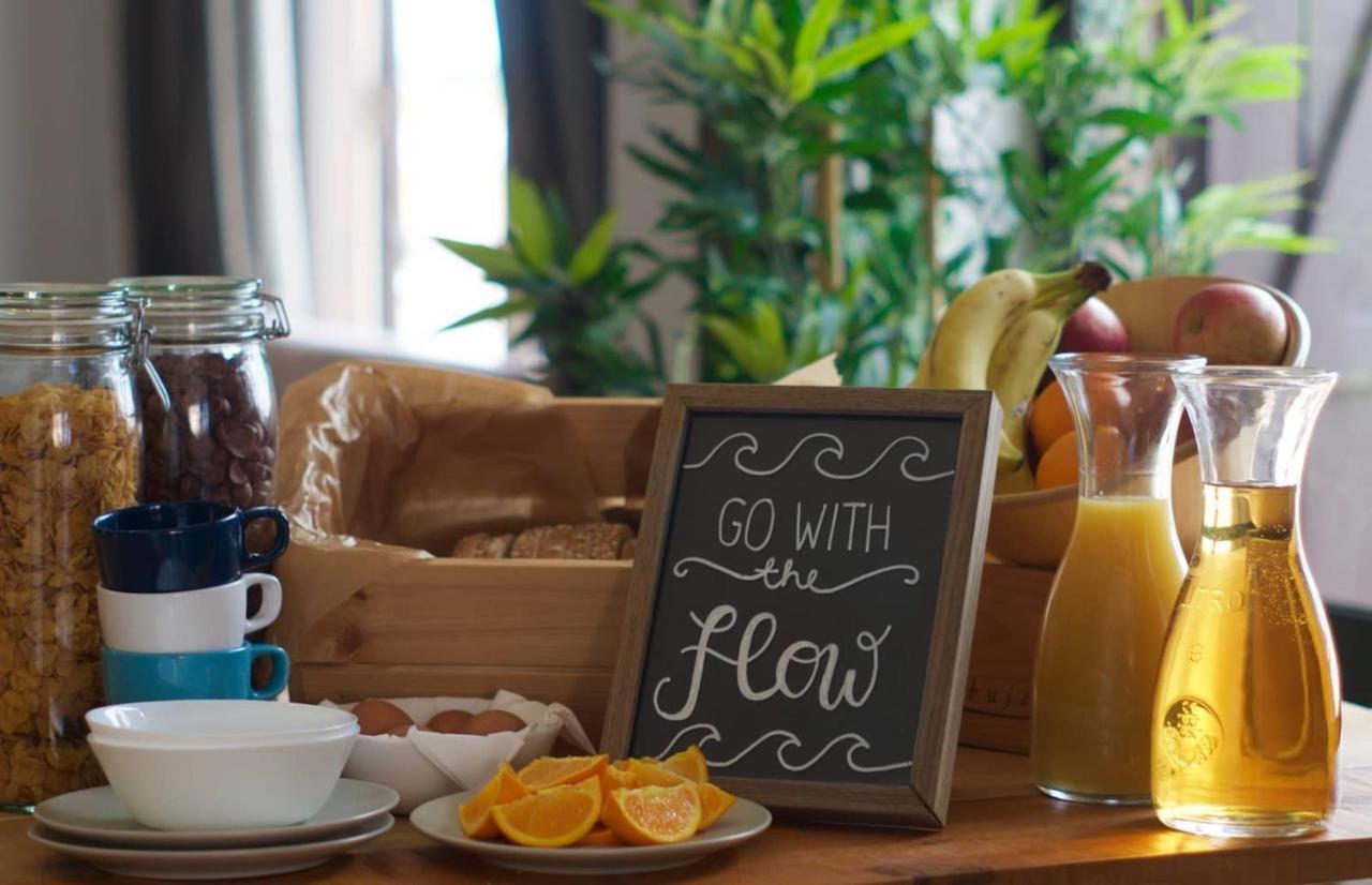 Bura Surfhouse Hostel Lagos Kültér fotó