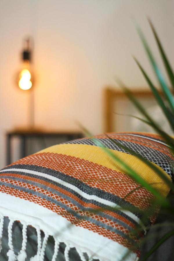 Bura Surfhouse Hostel Lagos Kültér fotó